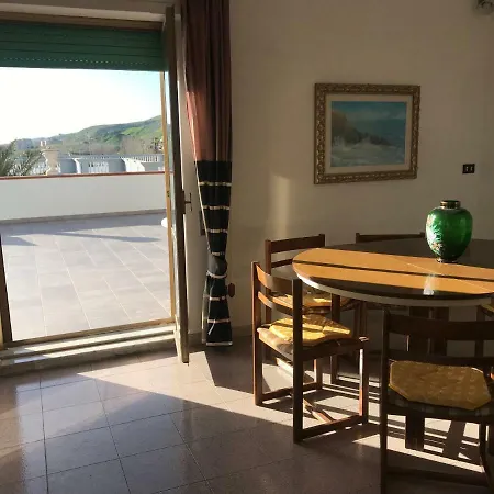 Favoloso Attico Sul Mare Appartement